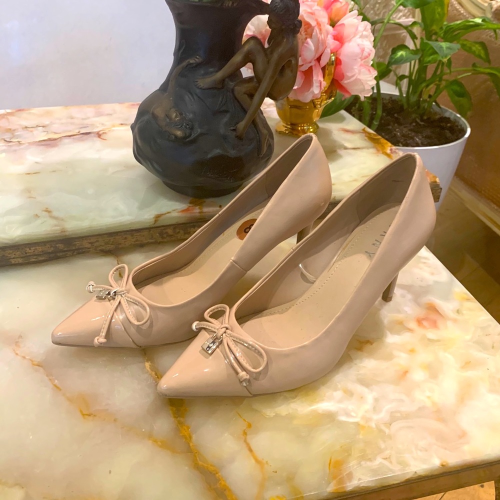 DKNY shoes